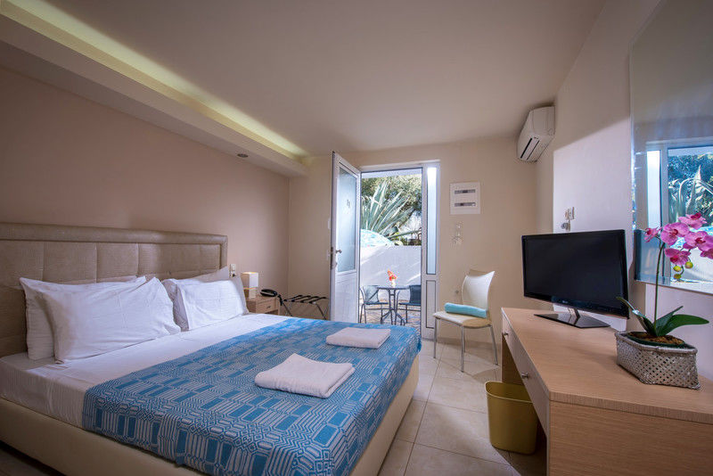 Hotel Oasis Beach (Adults Only) Anissaras Ngoại thất bức ảnh